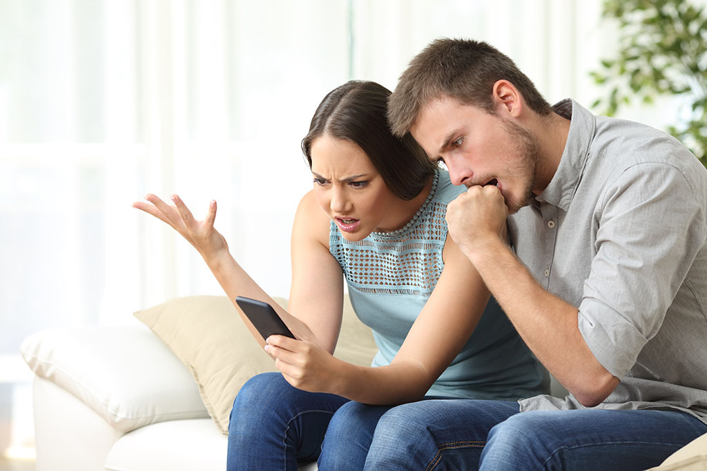 Impatient couple waits for Montana Double Proxy 